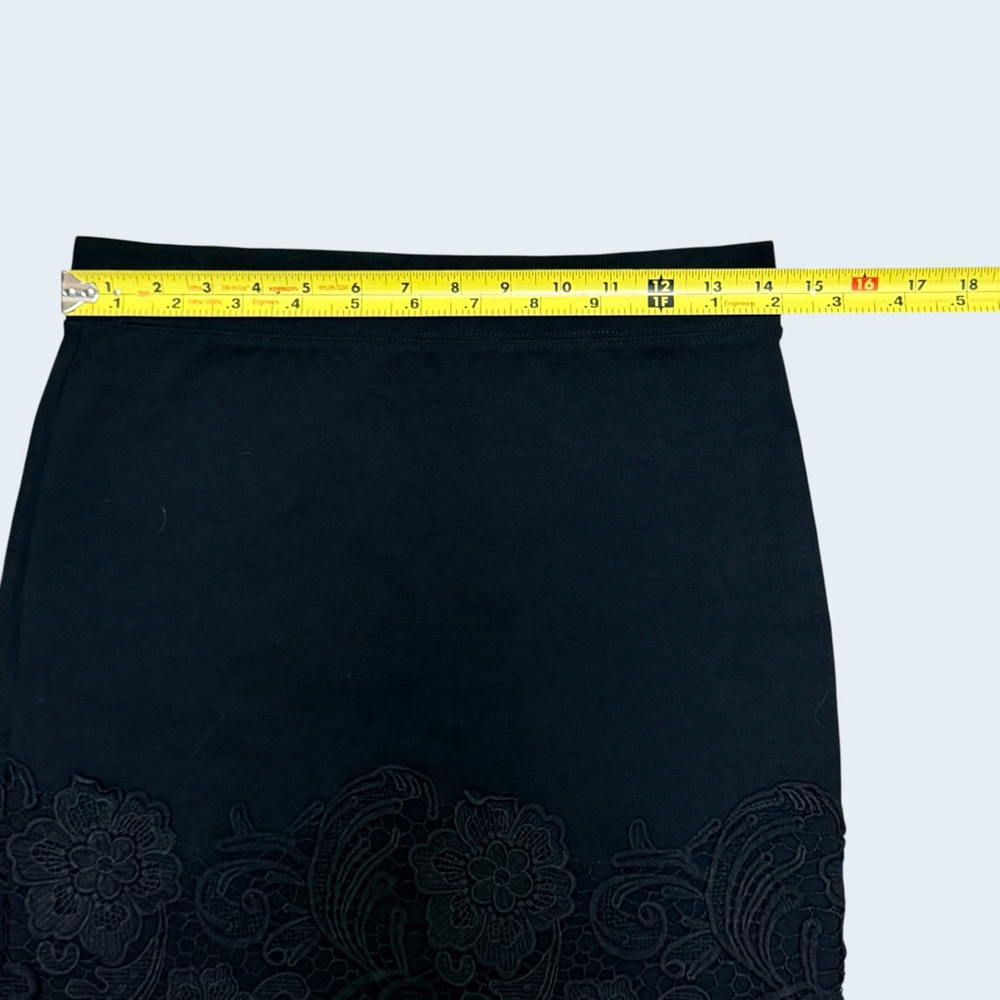 Haute Monde Black Lace Hem Pencil Skirt Size M Floral Scallop - Picture 6 of 10